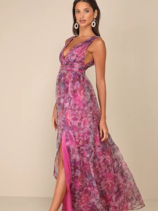 Lulus Dresses & Skirts - NWT Lulus Garden Floral Romance Sheer V-Neck Maxi Dress Sz Med